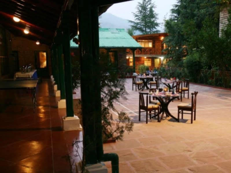 Mountain Club Hotel Bhimtal Exterior photo